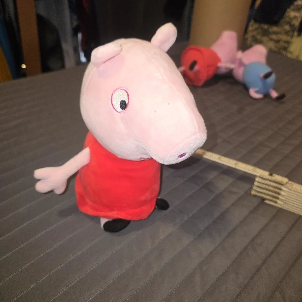 Peppa Pig And Friends Lot Of 4 GUC Plushies 2= 11in 2 =7in Like New - Picture 7 of 13